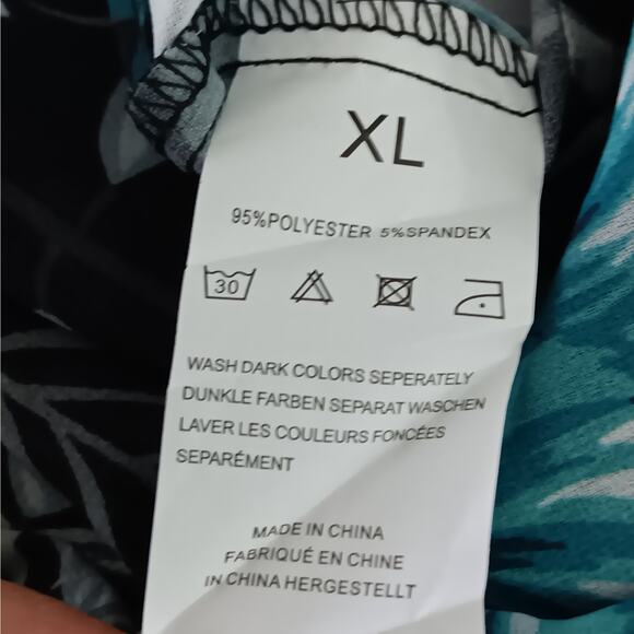 Floral Sheer Open Kimono Short Sleeve Black and Blue Tones Mid Length - Picture 4 of 5